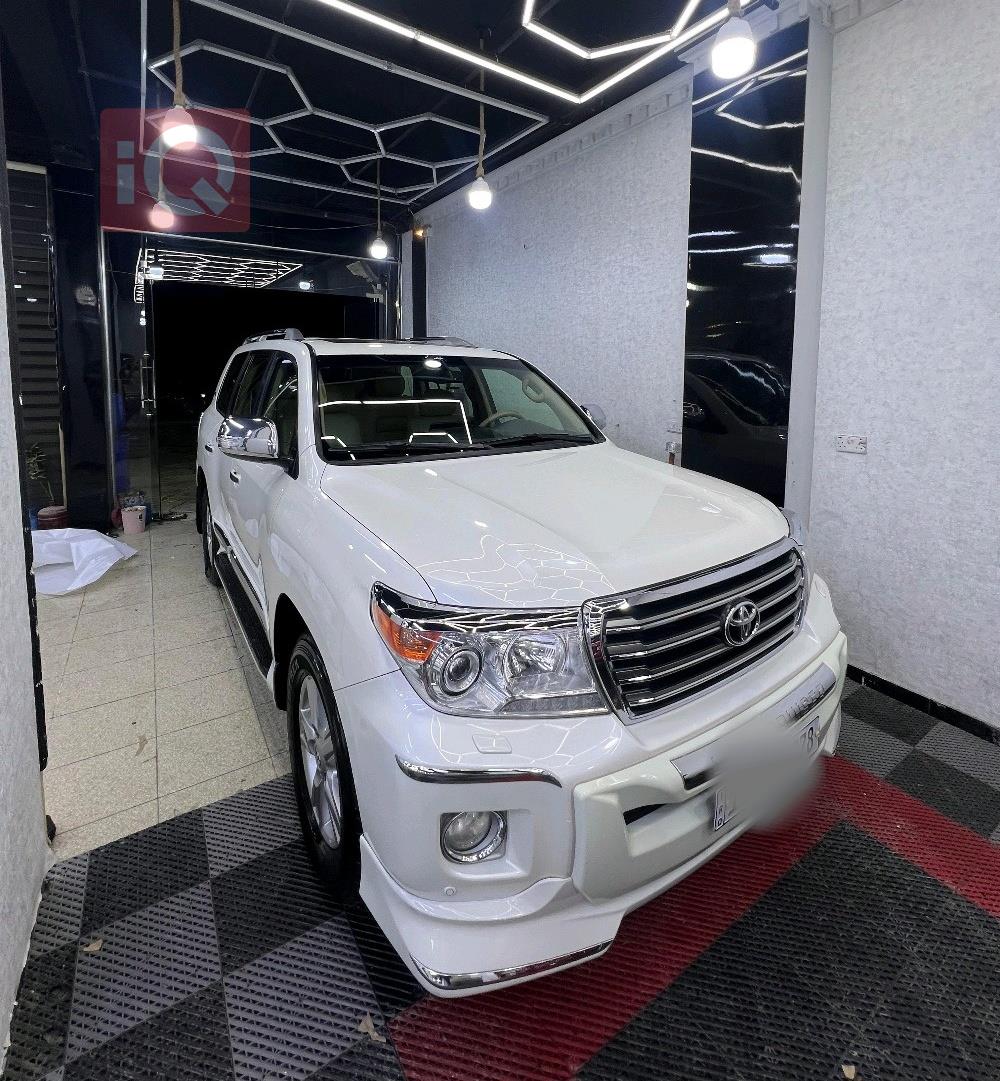 تويوتا لاندكروزر